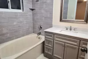 2885 SW 127th Ave, Miramar, FL 33027 - Photo 13
