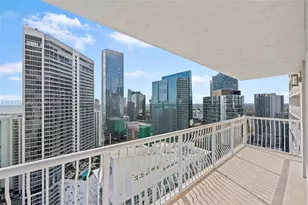 1200 Brickell Bay Dr, Miami, FL 33131 - Photo 19