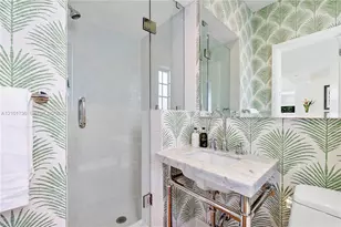 435 W 51st St, Miami Beach, FL 33140 - Photo 17