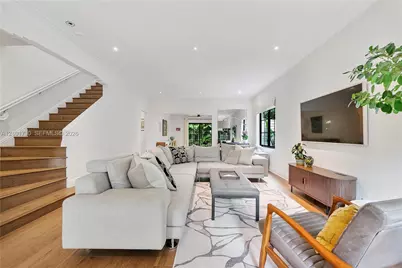435 W 51st St, Miami Beach, FL 33140 - Photo 7
