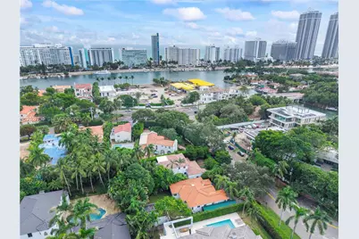 435 W 51st St, Miami Beach, FL 33140 - Photo 39
