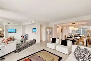 3600 Mystic Pointe Dr, Aventura, FL 33180 - Photo 9