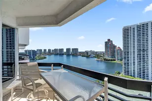3600 Mystic Pointe Dr, Aventura, FL 33180 - Photo 25