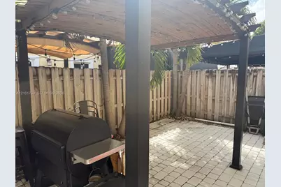 7458 NW 179th Ter #7458, Hialeah, FL 33015 - Photo 21