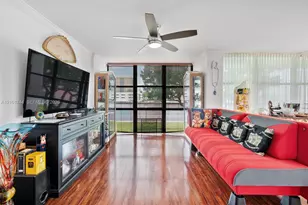 1000 Parkview Dr, Hallandale Beach, FL 33009 - Photo 13