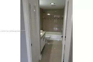 4160 Inverrary Dr, Lauderhill, FL 33319 - Photo 11