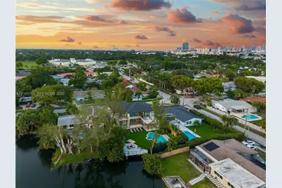 2340 NE 201st St, Miami, FL 33180 - Photo 113