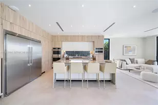 2340 NE 201st St, Miami, FL 33180 - Photo 43