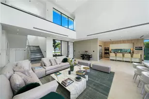 2340 NE 201st St, Miami, FL 33180 - Photo 31