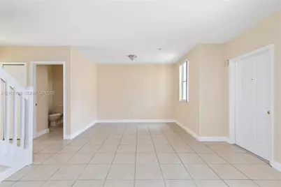 8073 W 36th Ave #2, Hialeah, FL 33018 - Photo 9