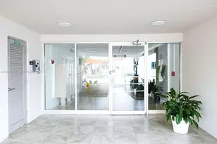 16410 Miami Dr, North Miami Beach, FL 33162 - Photo 21