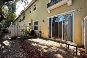 2851 W Prospect Rd, Tamarac, FL 33309 - Photo 23