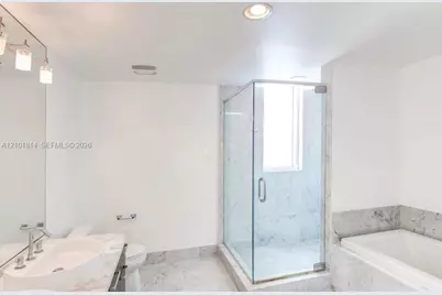 253 NE 2nd St #2009, Miami, FL 33132 - Photo 23