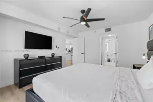 1200 Brickell Bay Dr, Miami, FL 33131 - Photo 21