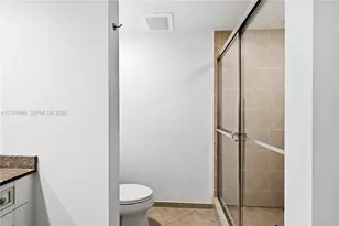 347 N New River Dr E, Fort Lauderdale, FL 33301 - Photo 21