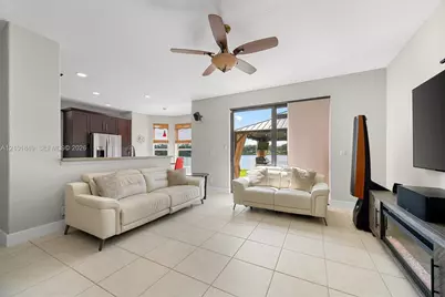 17426 NW 7th St, Pembroke Pines, FL 33029 - Photo 15