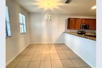 10630 NW 88th St #223, Doral, FL 33178 - Photo 5