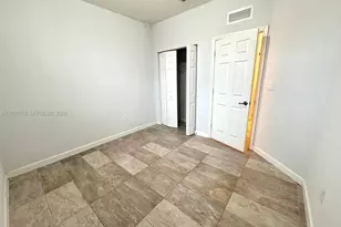 10630 NW 88th St, Doral, FL 33178 - Photo 23