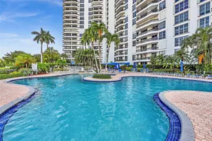19101 NE 36th Ct, Aventura, FL 33180 - Photo 17