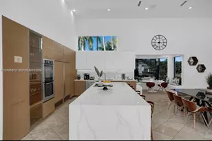 11400 NW 7th St, Plantation, FL 33325 - Photo 13