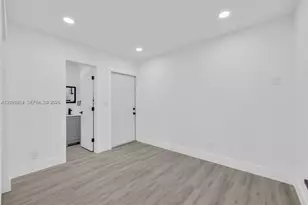 5413 SW 23rd St, West Park, FL 33023 - Photo 9