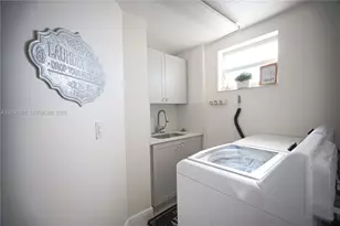 10750 NW 66th St, Doral, FL 33178 - Photo 31
