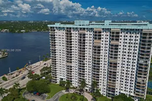 1201 S Ocean Dr, Hollywood, FL 33019 - Photo 37