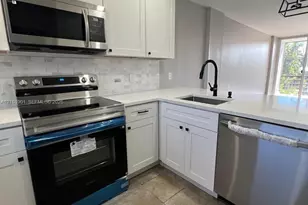 108 Royal Pk Dr, Oakland Park, FL 33309 - Photo 3