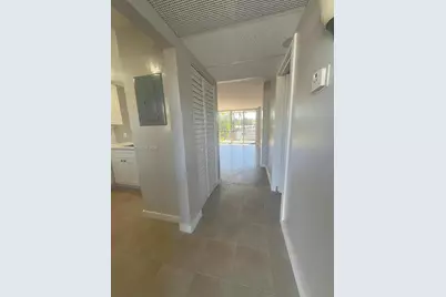 108 Royal Park Dr #2H, Oakland Park, FL 33309 - Photo 11