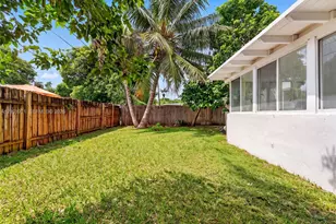 334 NW 110th St, Miami, FL 33168 - Photo 35
