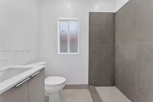 334 NW 110th St, Miami, FL 33168 - Photo 23