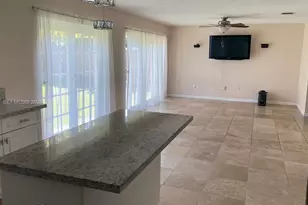 9044 SW 212th Ln, Cutler Bay, FL 33189 - Photo 5