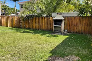 9044 SW 212th Ln, Cutler Bay, FL 33189 - Photo 25