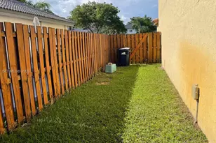 9044 SW 212th Ln, Cutler Bay, FL 33189 - Photo 23