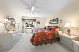 301 Pine Ridge Cir, Greenacres, FL 33463 - Photo 17