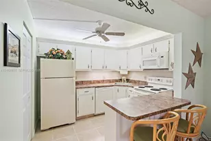 301 Pine Ridge Cir, Greenacres, FL 33463 - Photo 11