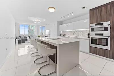 851 NE 1st Ave #2601, Miami, FL 33132 - Photo 1