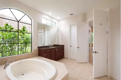 10444 Trianon Pl, Wellington, FL 33449 - Photo 19