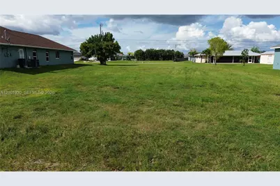 2045 NE 24th Ter, Cape Coral, FL 33909 - Photo 13