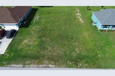 2045 NE 24th Ter, Cape Coral, FL 33909 - Photo 3