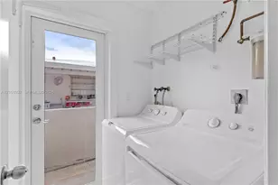 911 SW 79th Ave, Miami, FL 33144 - Photo 7