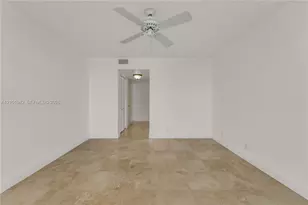 1401 NE Miami Gardens Dr, Miami, FL 33179 - Photo 21