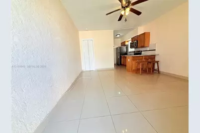 326 NE 6th St #3, Hallandale Beach, FL 33009 - Photo 3