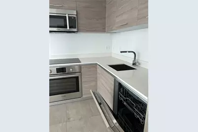 1300 S Miami Ave #1607, Miami, FL 33130 - Photo 5