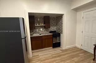 2484 SW 10th St, Miami, FL 33135 - Photo 11