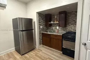 2484 SW 10th St, Miami, FL 33135 - Photo 9