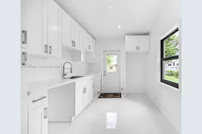 16410 NW 22nd Ct, Miami Gardens, FL 33054 - Photo 7