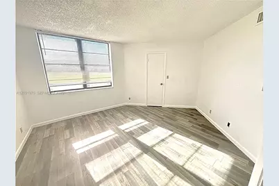 210 Lake Pointe Dr #210, Oakland Park, FL 33309 - Photo 17