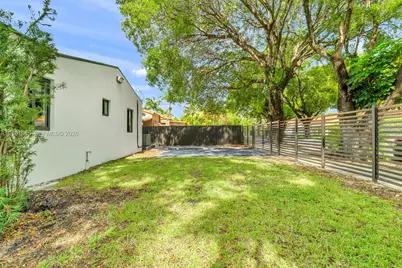 1741 SW 17th Ct, Miami, FL 33145 - Photo 35