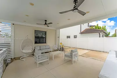 10964 W 35th Ln #10964, Hialeah, FL 33018 - Photo 25